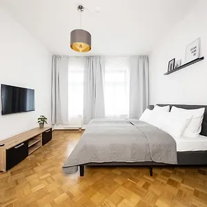 Moderne 3zimmer Mit Netflix Und Balkon Leipzig